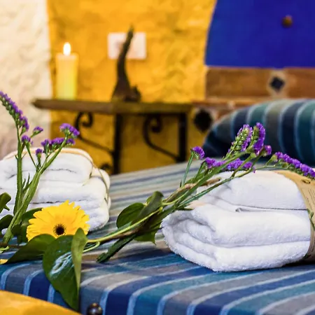 Casas Cueva Cazorla Country house *